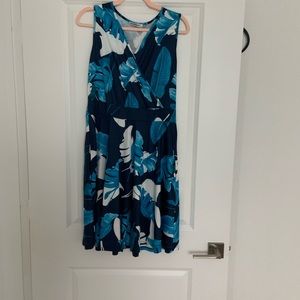 New no tags Guberry blur print dress Size L